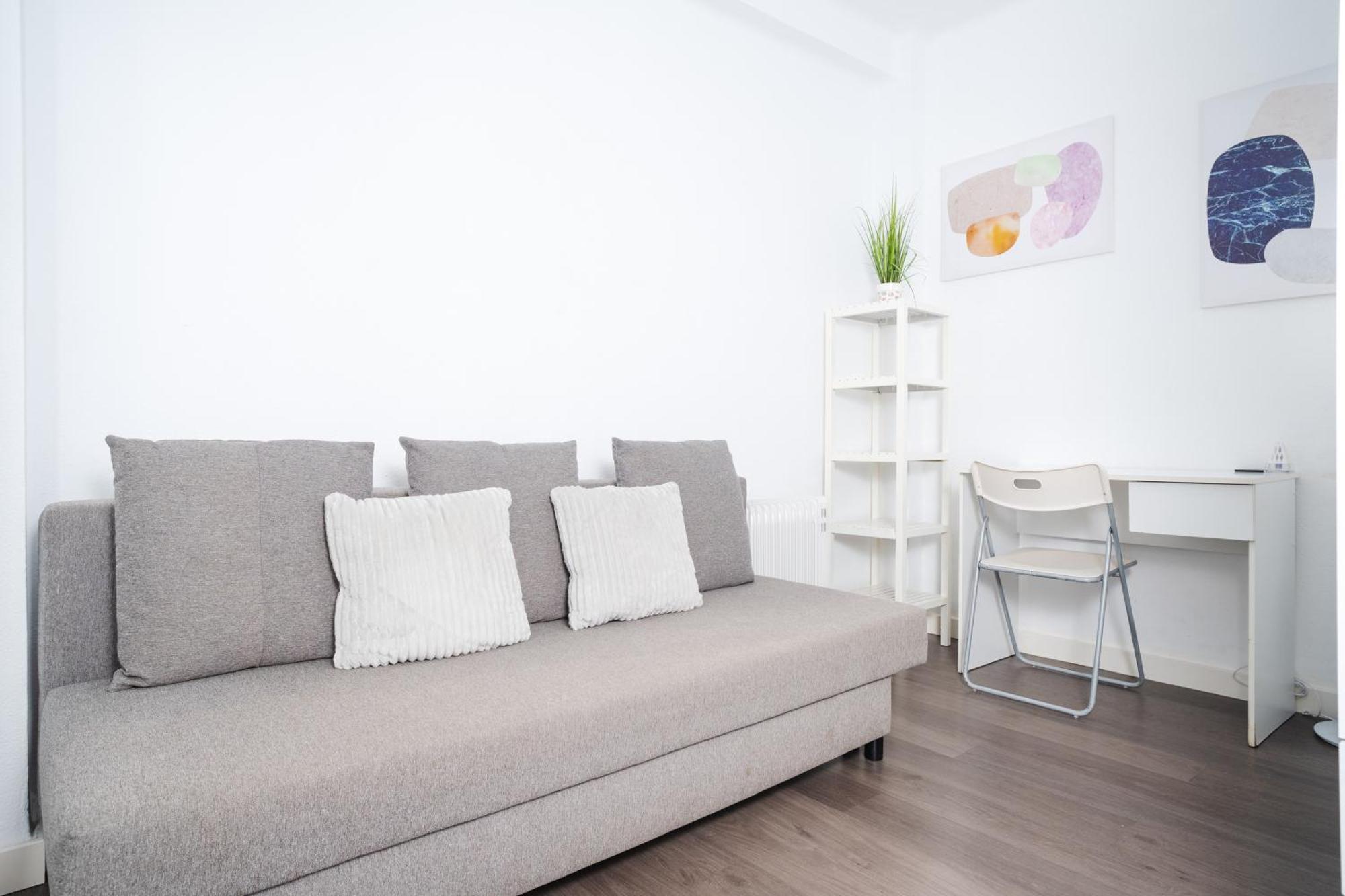 Ferienwohnung Acogedor Piso Con Balcon Sevilla Exterior foto